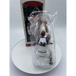 Vintage Shaquille O'Neil Hallmark Christmas Ornament 1995 & Basketball Card Shaq