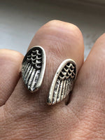 Adjustable Angel Wings Metal Ring for Cherub Lovers