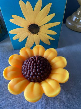 Vintage Avon "Black Eyed Susan" Wild Flowers Fragranced Candle New Sunflower