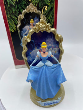 Vintage Disney Cinderella Figure Hallmark Keepsake Christmas Ornament 1997