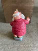 Vintage Hallmark Keepsake Christmas Ornament Santa Claus Tipping the Scales 1986