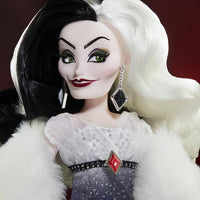 Disney Villains Style Series Cruella De Vil Fashion Doll 101 Dalmatians Doll